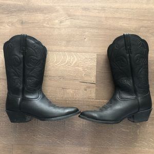 Ariat Heritage R Toe Western Boot